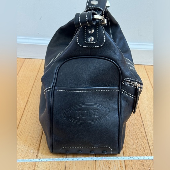 Tod’s traditional Italian 1 strap leather shoulder tote zip top handbag classic - Picture 6 of 15